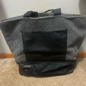 Gray & Black Tote Bag - Durable Felt and Leather Trim Weekend Travel Bag